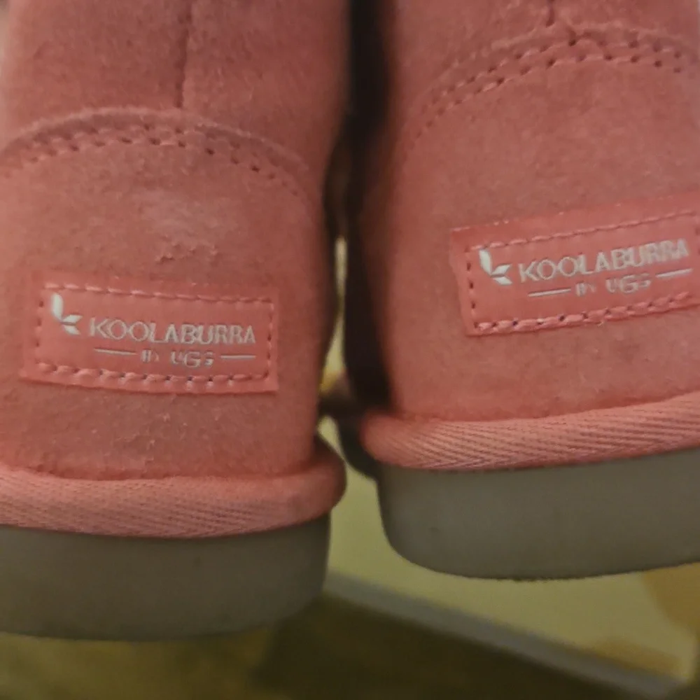 Koolaburra Aribel Short Pink Suede Boots with Faux Fur Lining SZ 7 TODDLER - Picture 2 of 7